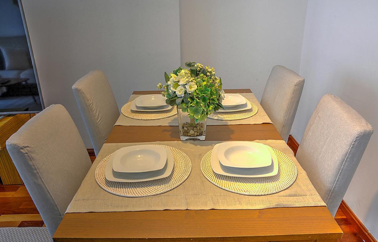 San Bernardo Family Apartment Σεβίλλη Εξωτερικό φωτογραφία