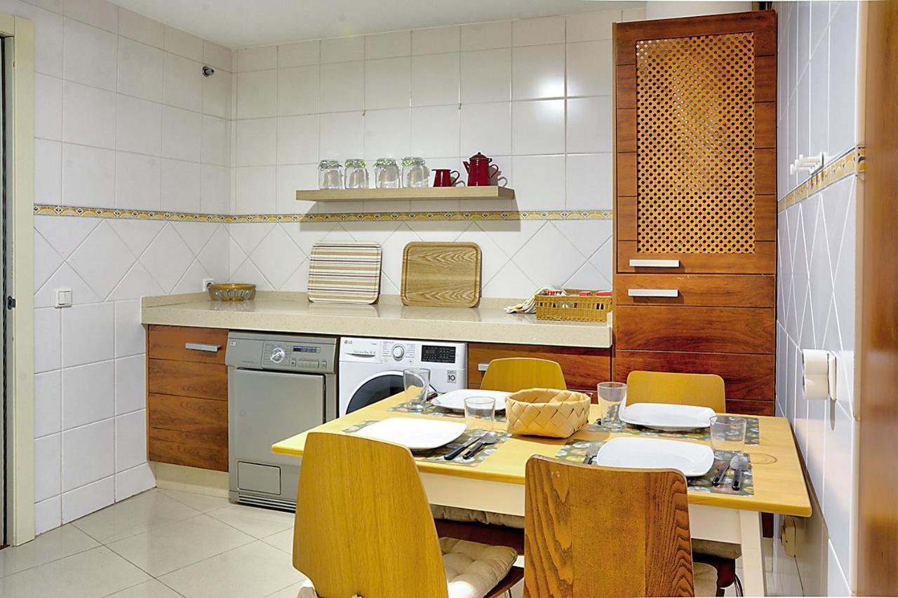San Bernardo Family Apartment Σεβίλλη Εξωτερικό φωτογραφία