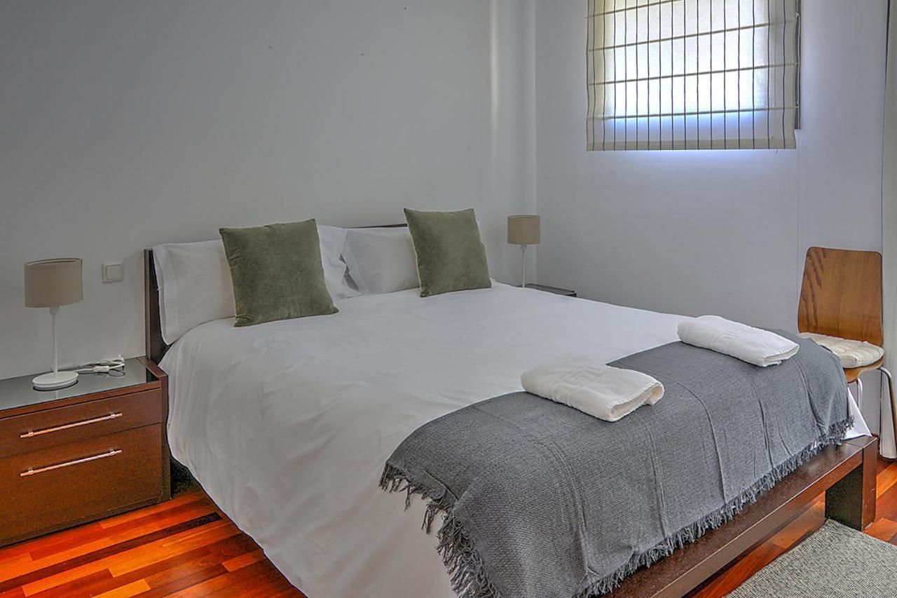 San Bernardo Family Apartment Σεβίλλη Εξωτερικό φωτογραφία