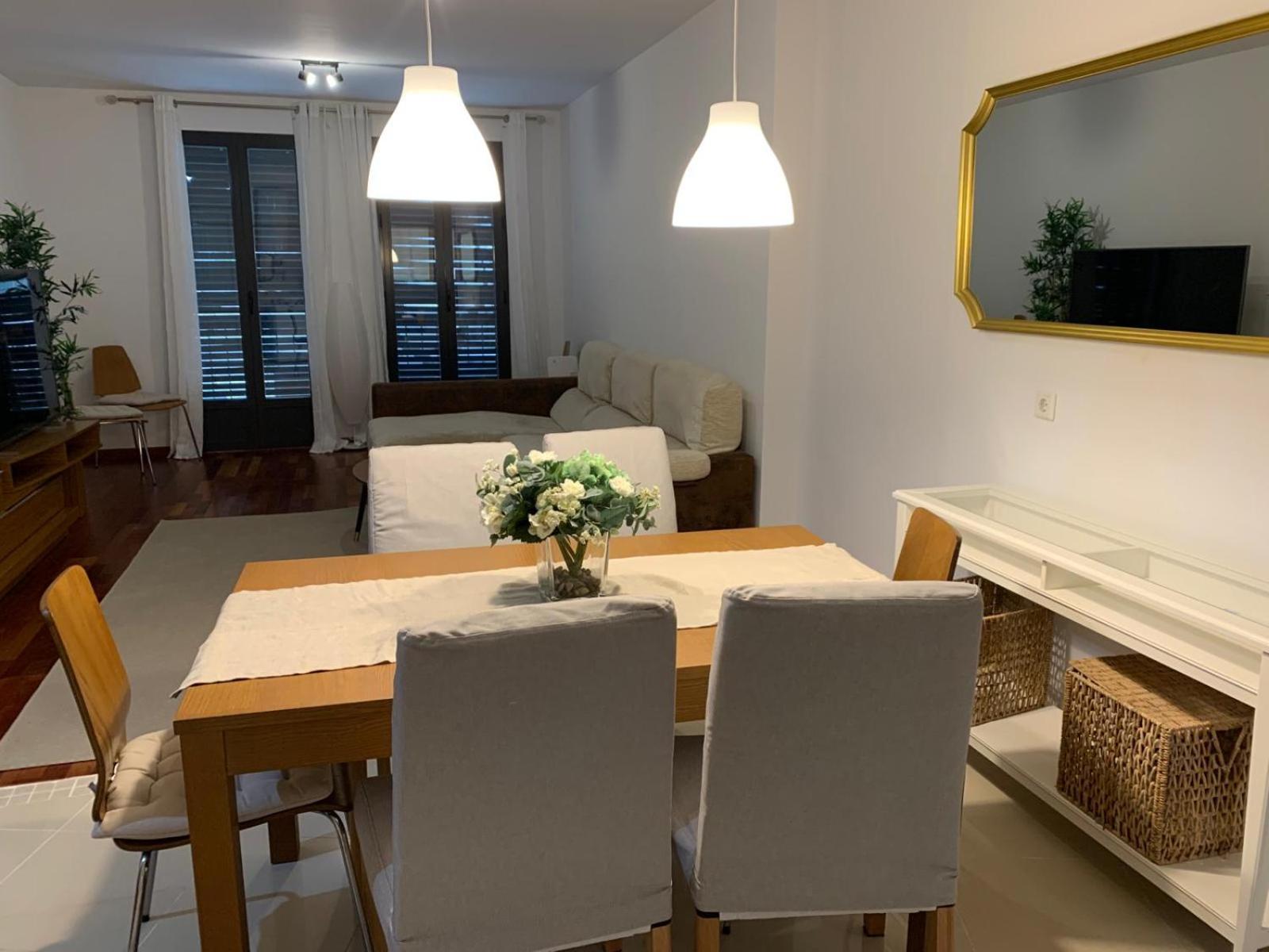 San Bernardo Family Apartment Σεβίλλη Εξωτερικό φωτογραφία